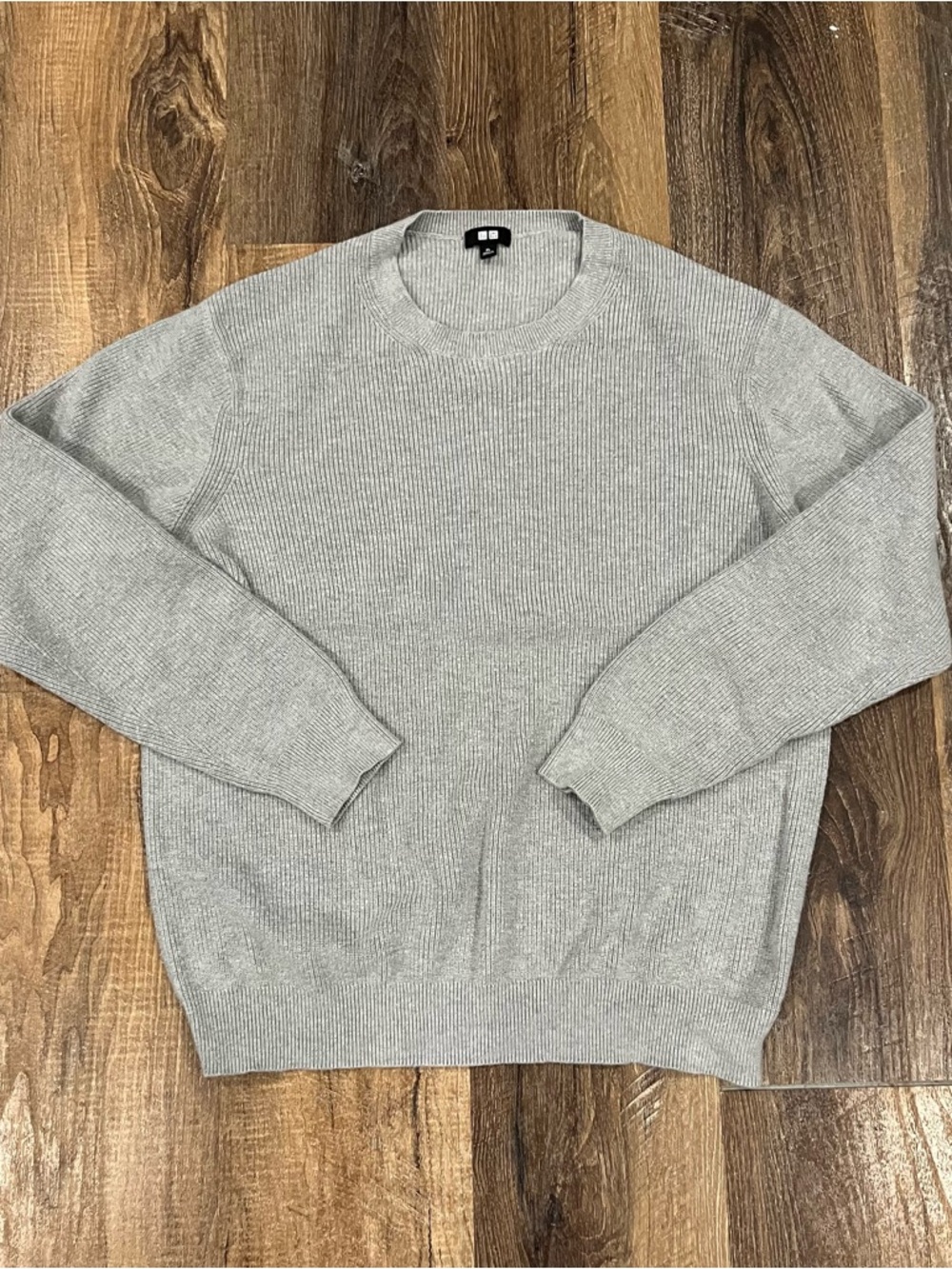 Uniqlo Sweater XL (fits like L) Gray Crewneck Ribbed Pullover Sweater